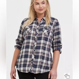 Torrid Size 2 (2X) Blue Plaid Button Front Camp Shirt Soft Twill Long Sleeve